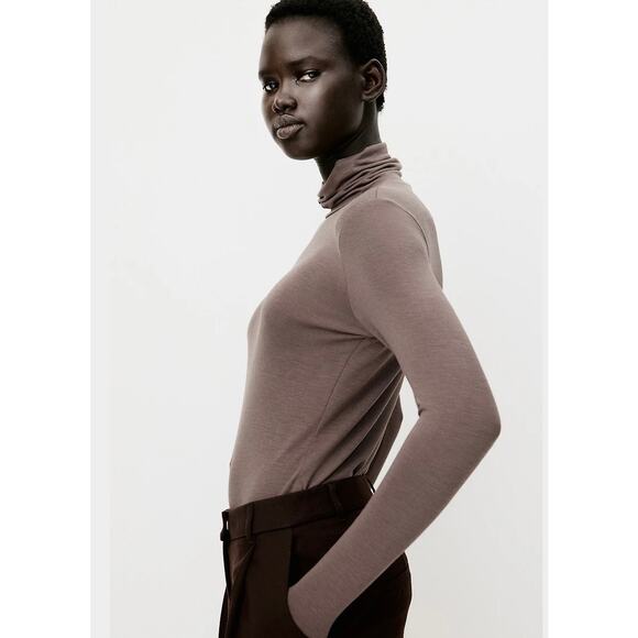 H&M Long Sleeve Turtleneck Soft Jersey Top Brown size XS - Picture 2 of 6